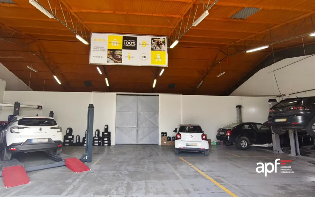 A Midas inaugurou uma nova oficina em Évora, reforçando a sua estratégia de expansão em franchising e a presença no Alentejo.