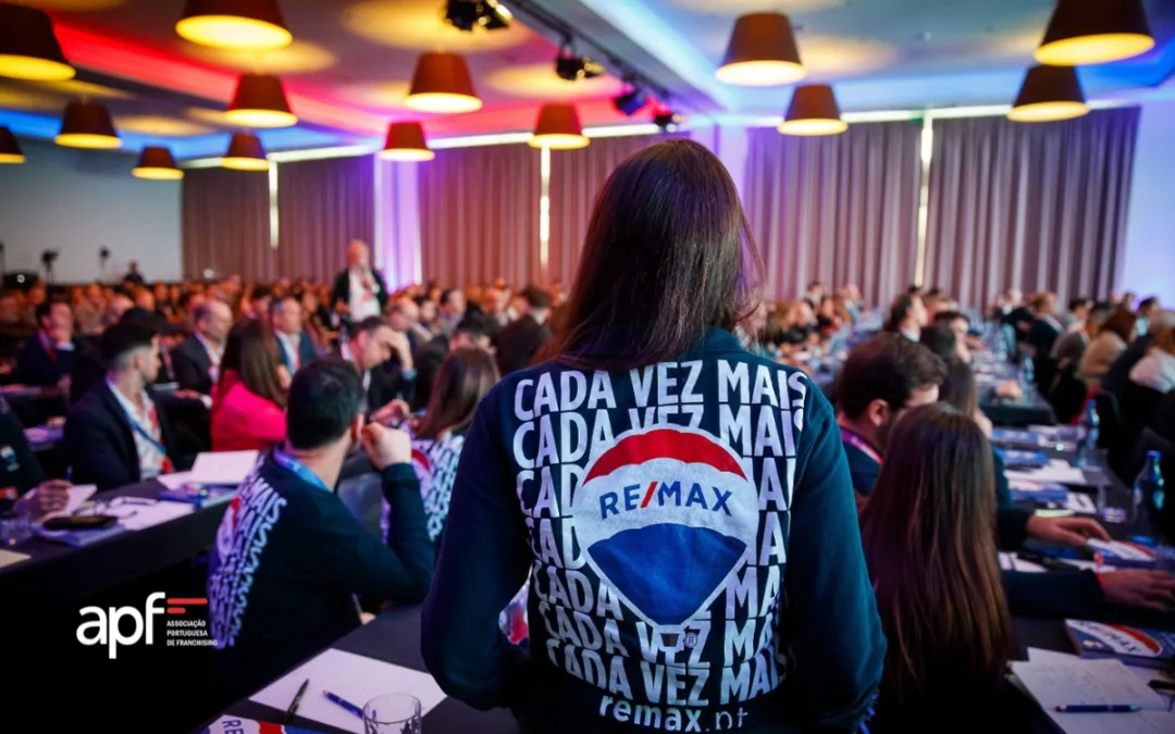 RE/MAX reforça rede com 2.300 novos consultores e sete novas agências no primeiro semestre de 2026