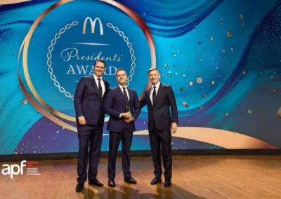 McDonald’s aposta em talento interno para liderar Operações